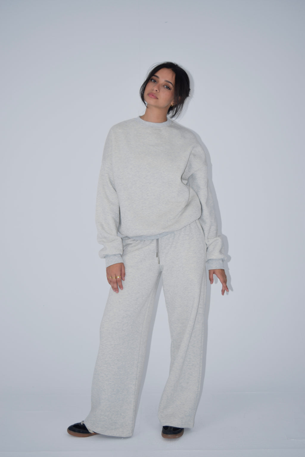 Classic Crewneck in Light Grey