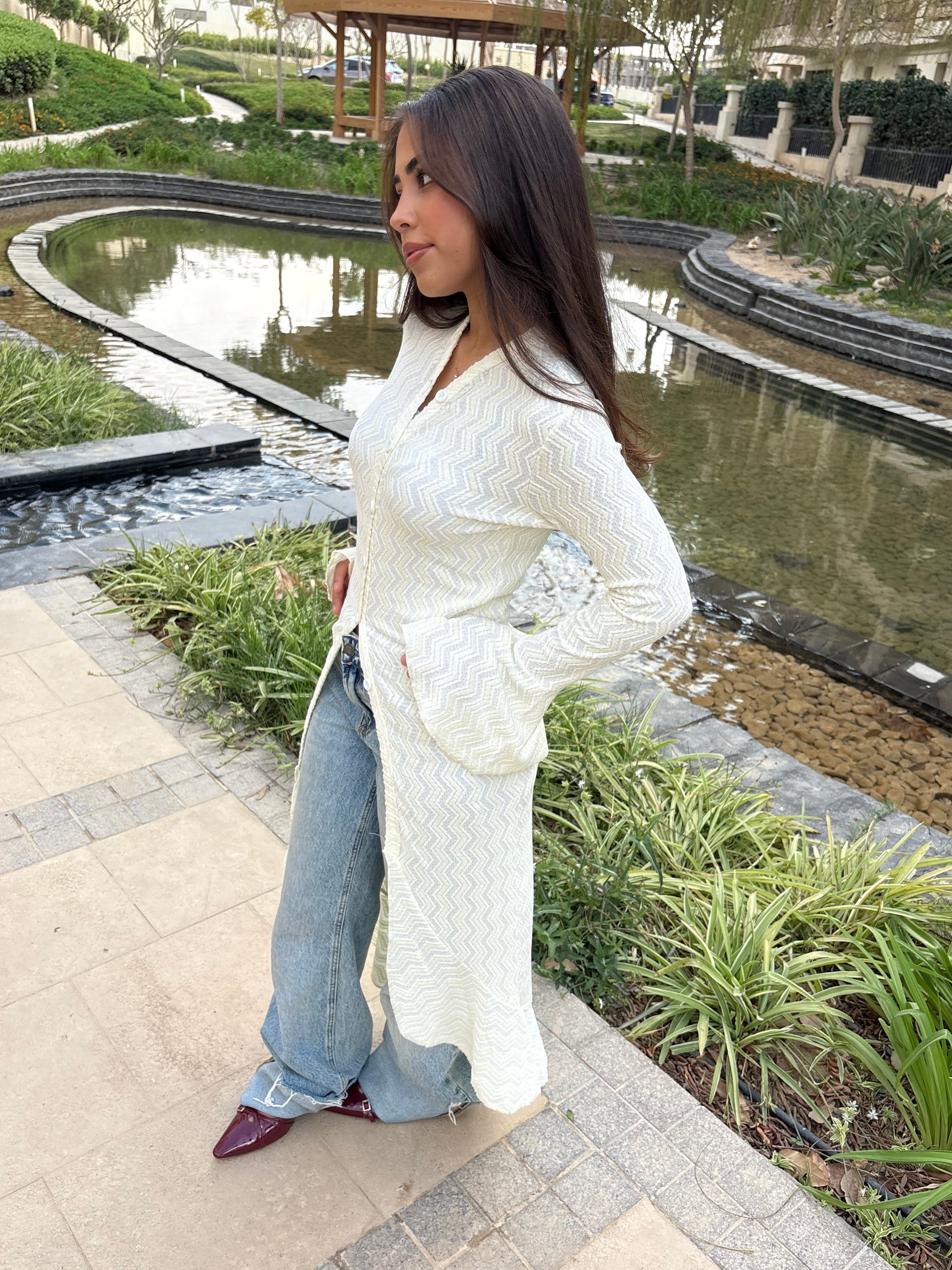 The flare cardigan in Off-White
