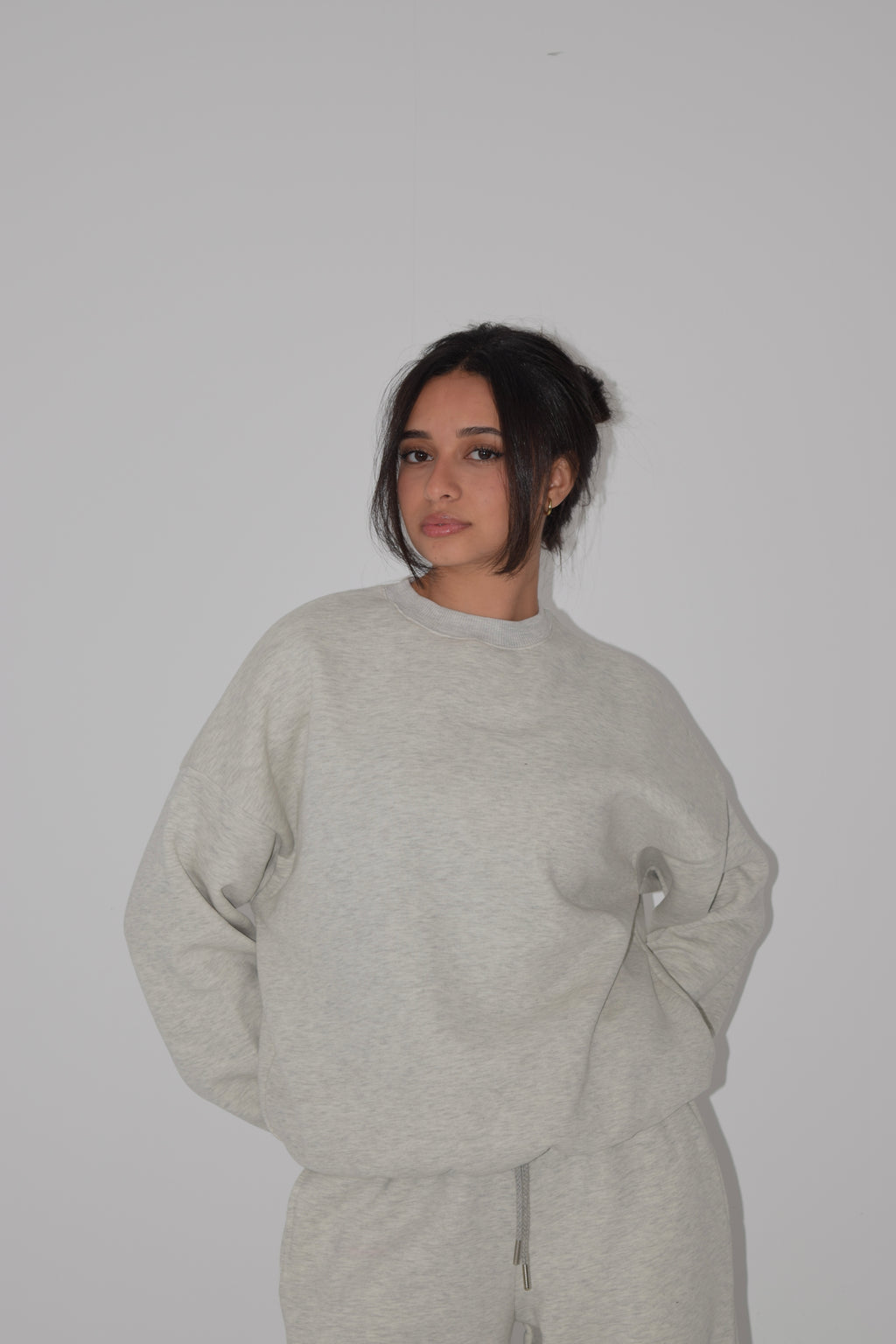 Classic Crewneck in Light Grey