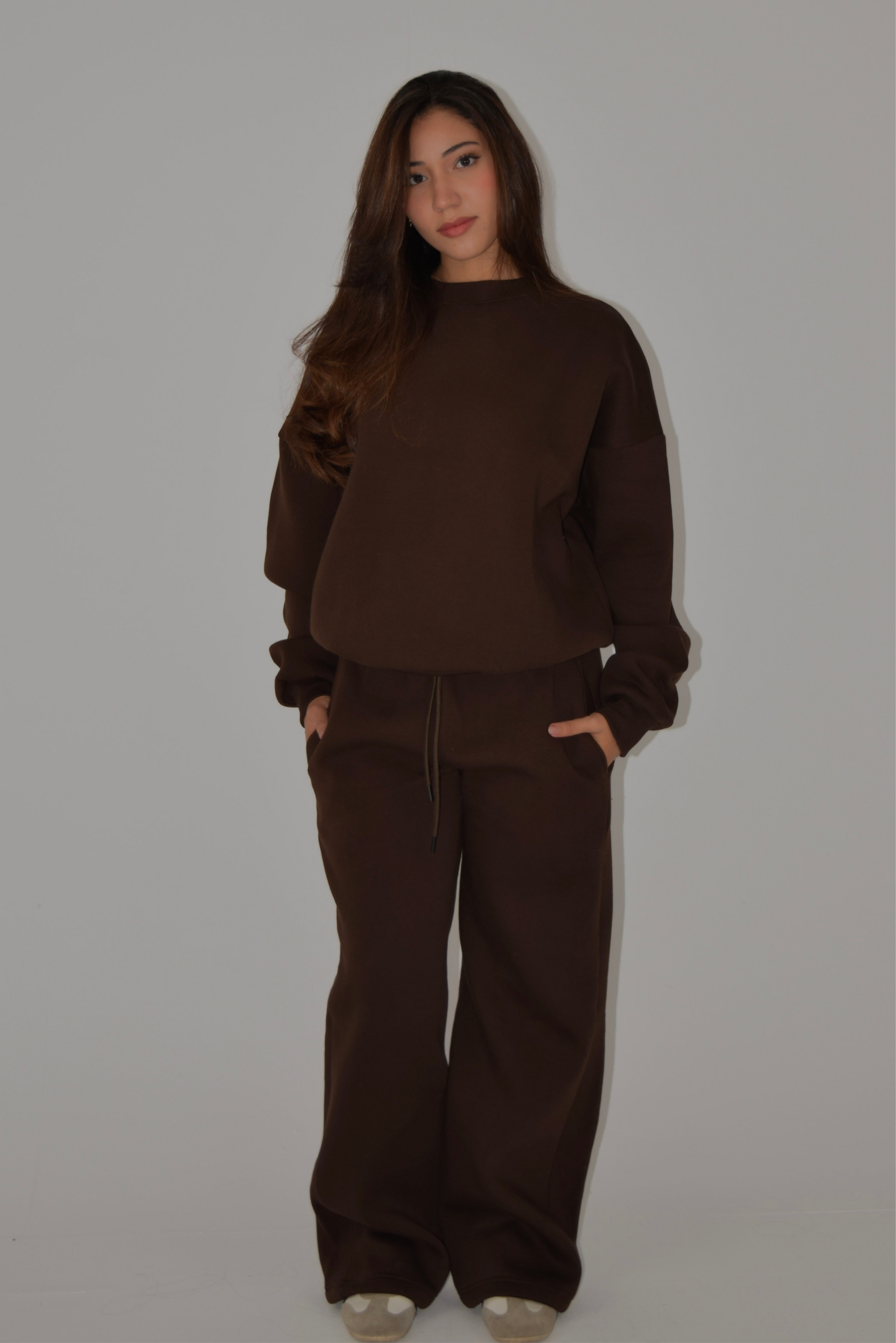 Classic Sweatpants in Dark Brown