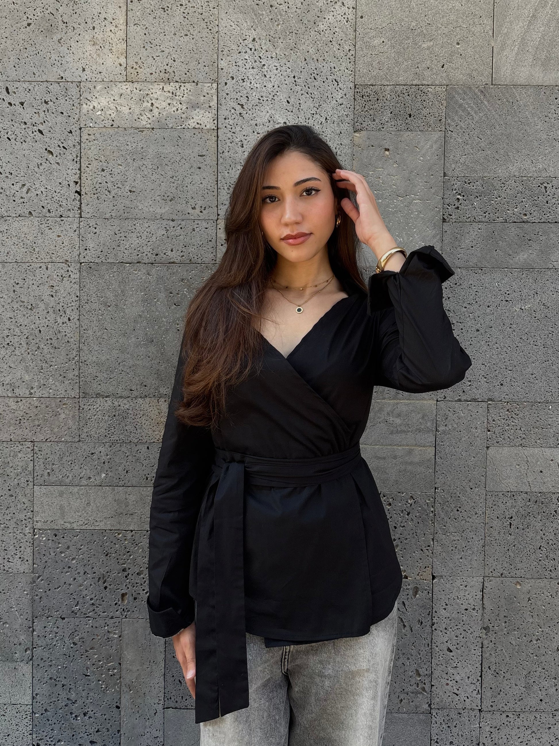 “Rhea” Black top