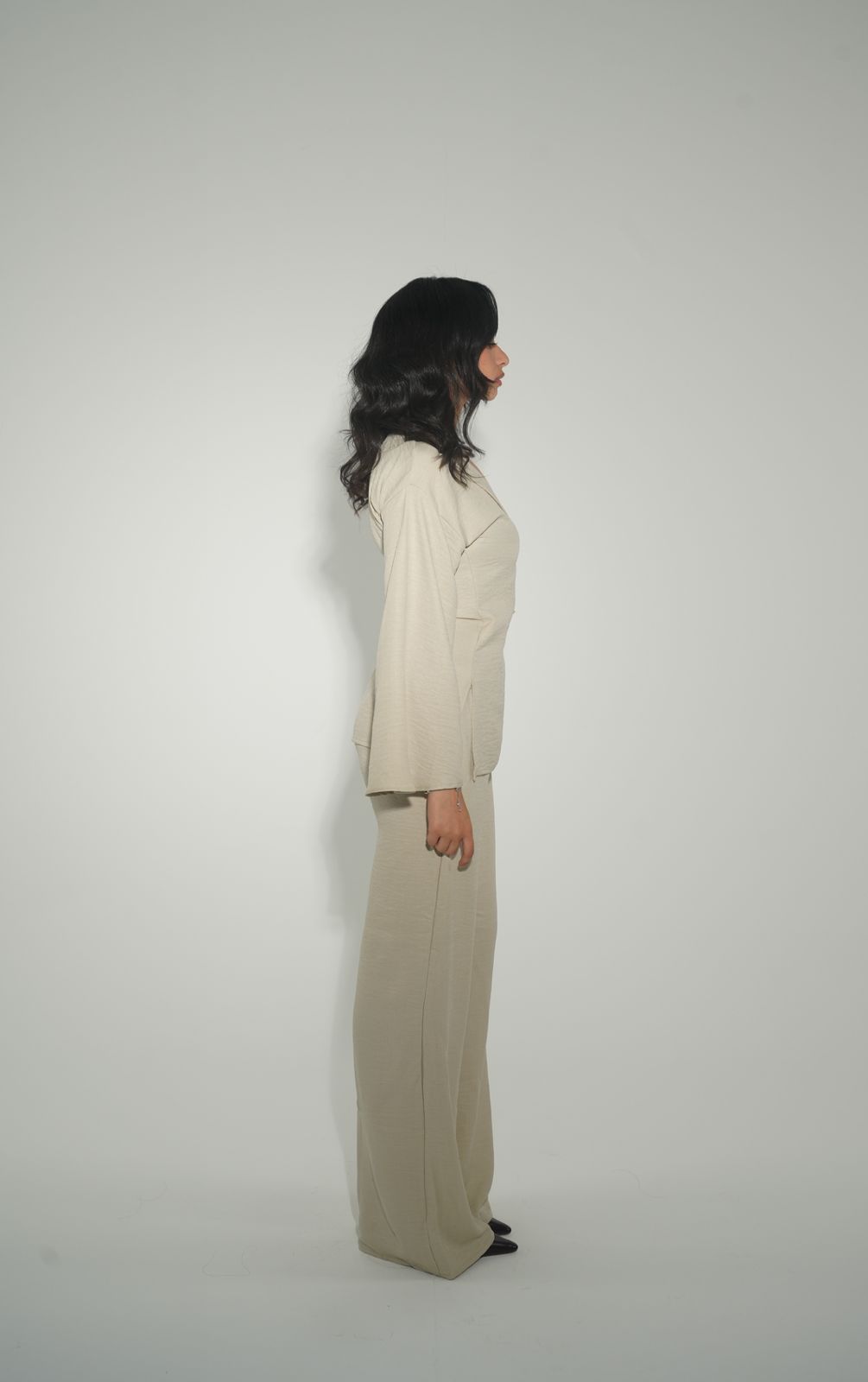 Sage set in Light Beige