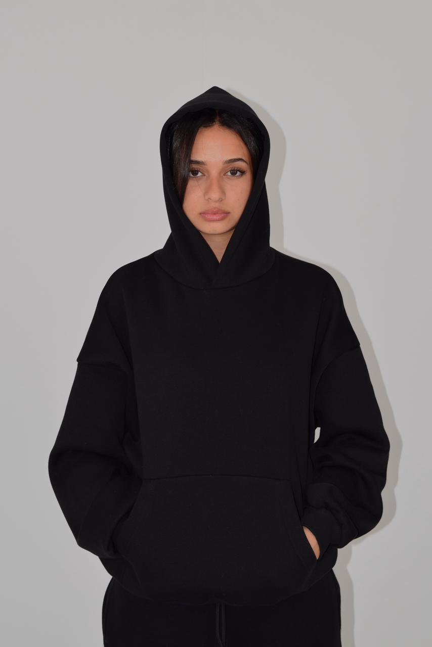 Classic Hoodie in Black