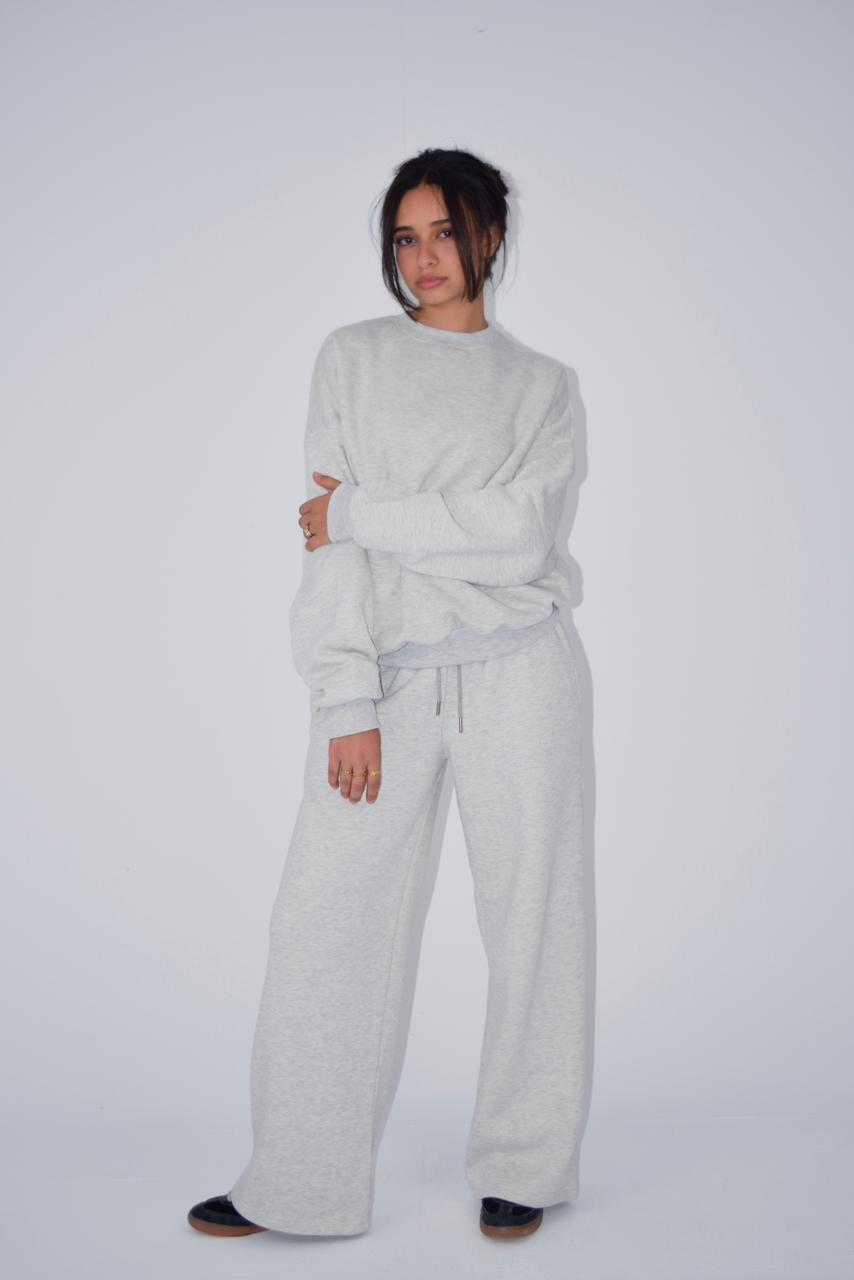 Classic Crewneck in Light Grey