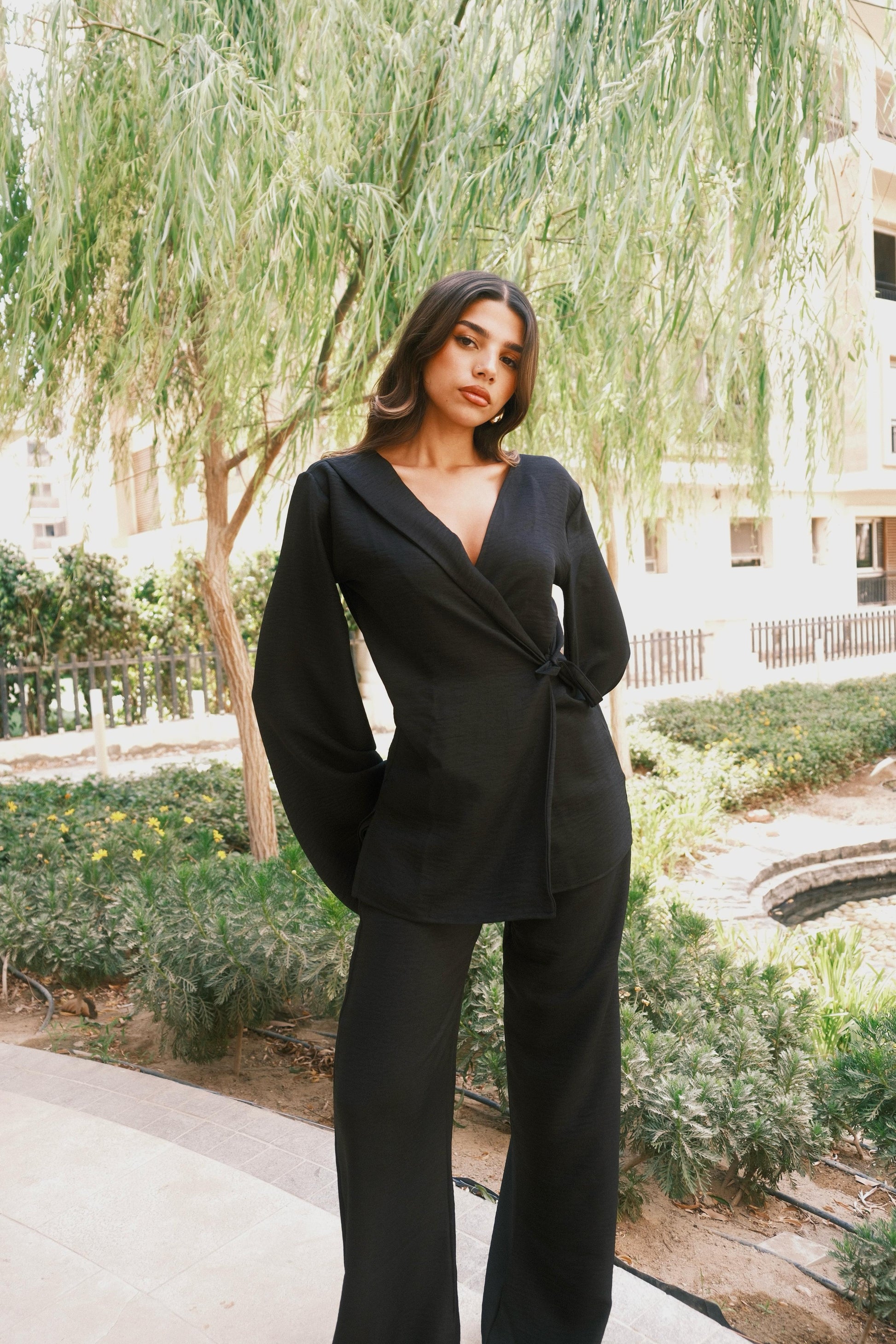 Sage set in Black